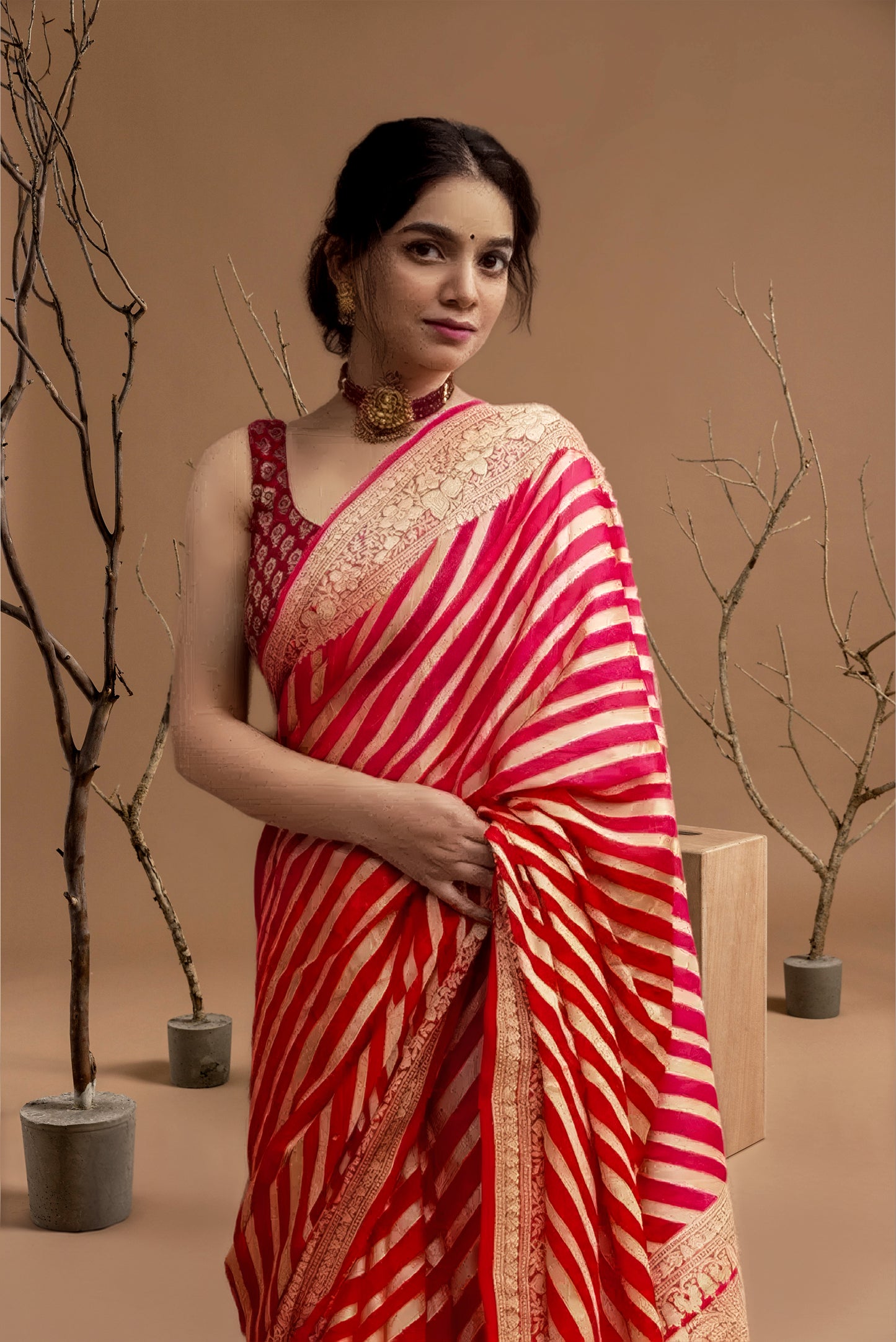 Jacquard Striped Saree for Women (Red, 6.3 m)