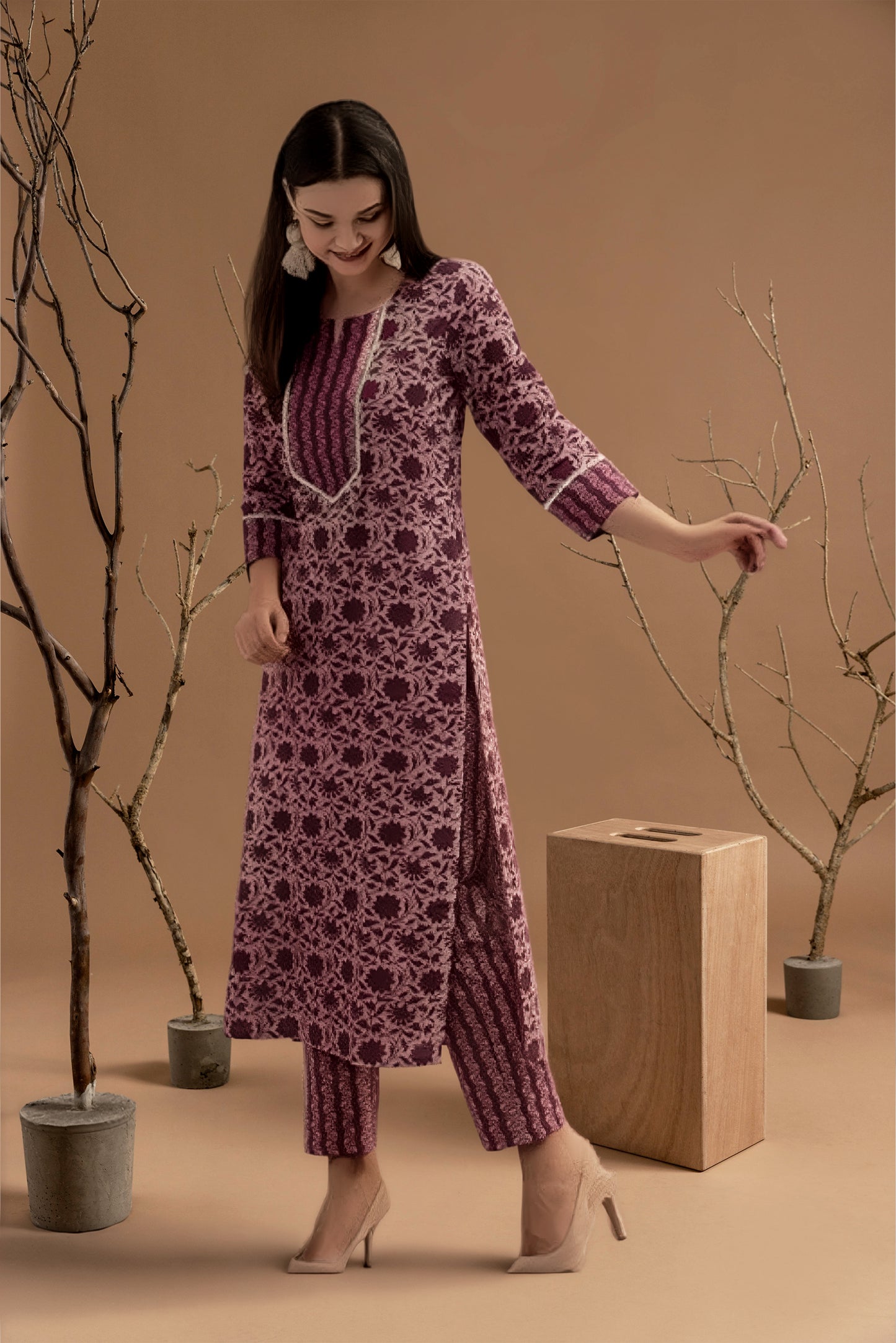 Floral Printed Women Cotton Women Kurta With Pant (2 Psc Set)