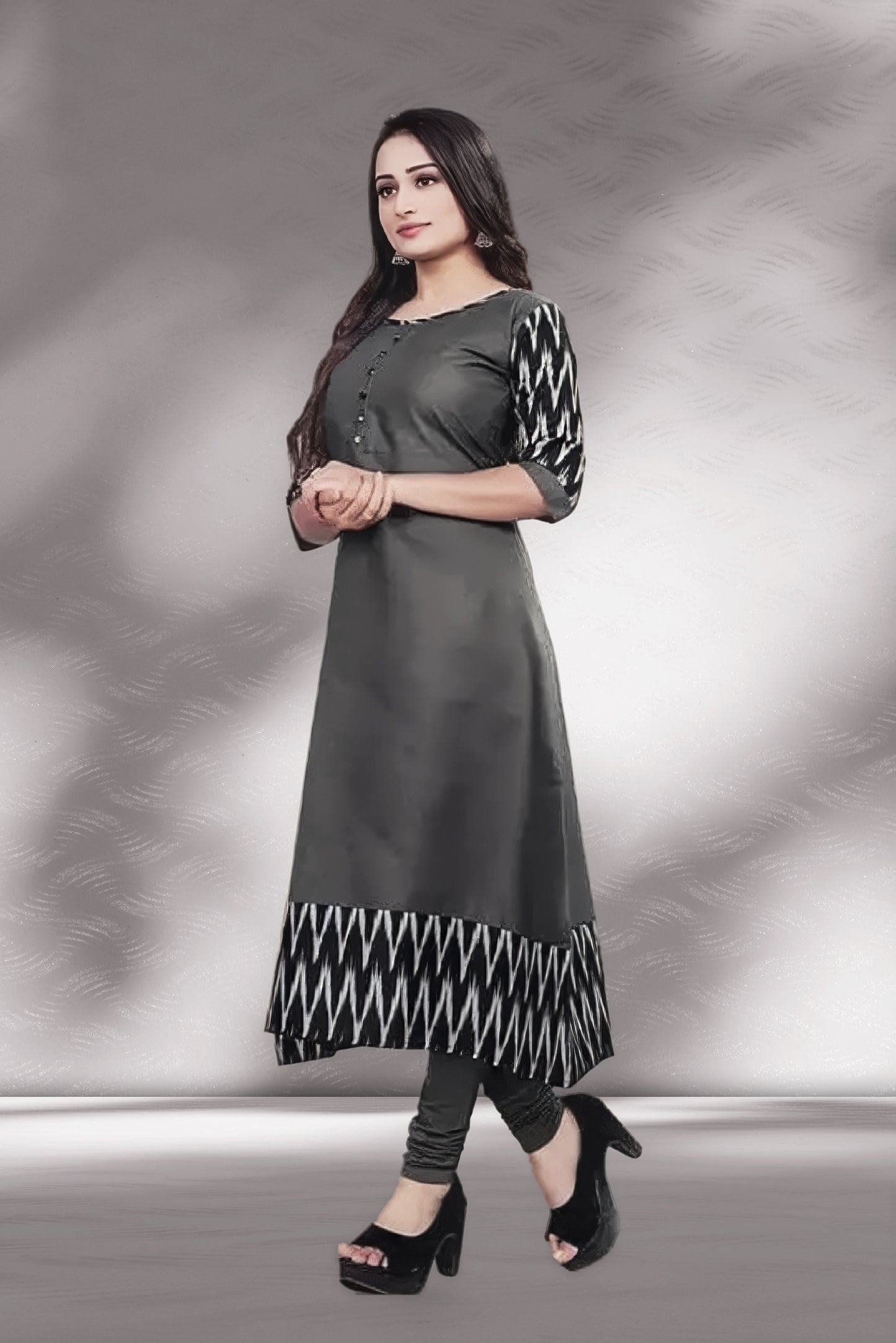 Women Solid Cotton Gown (Grey)